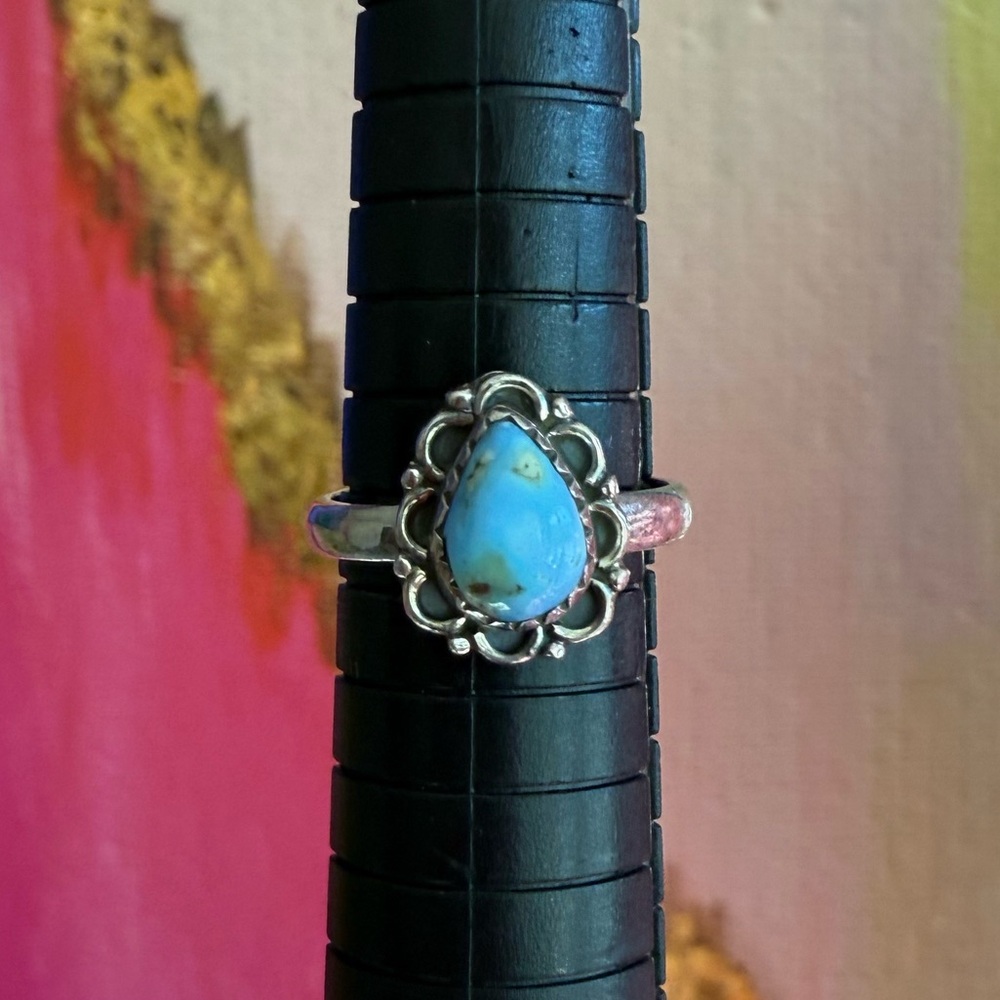 925 Sterling Silver & Turquoise Teardrop Ring Size 6.5
